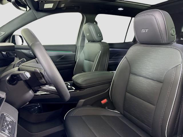 2025 Buick Enclave Vehicle Photo in PUYALLUP, WA 98371-4149