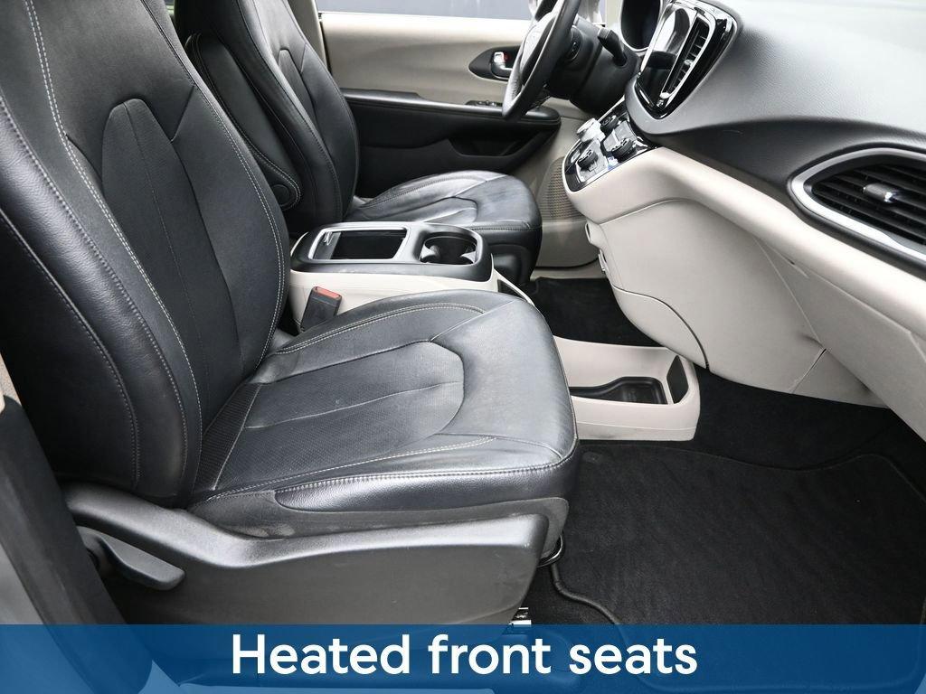 2022 Chrysler Pacifica Vehicle Photo in Cedar Rapids, IA 52402