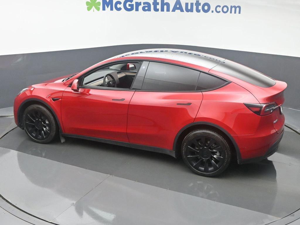 2023 Tesla Model Y Vehicle Photo in Cedar Rapids, IA 52402
