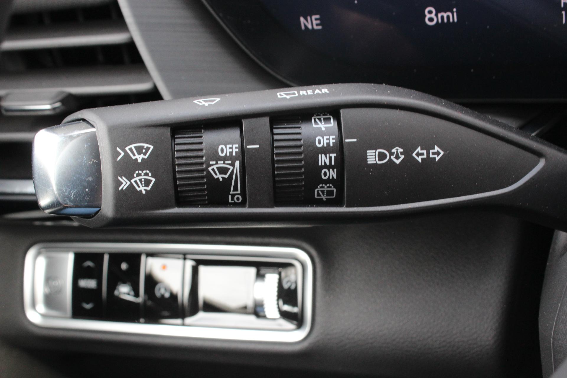 2025 Buick Envision Vehicle Photo in AURORA, CO 80012-4011