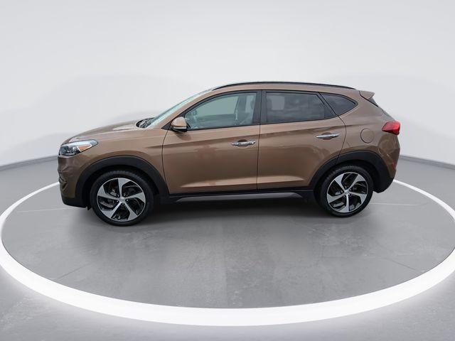 2016 Hyundai TUCSON Vehicle Photo in Pleasant Hills, PA 15236