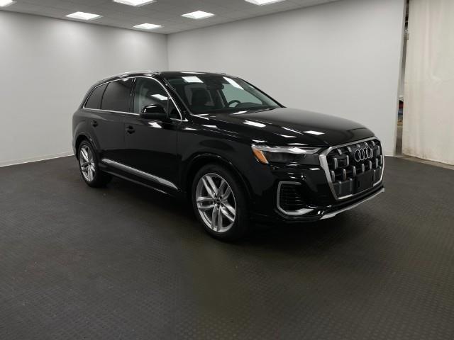 2025 Audi Q7 Vehicle Photo in Neenah, WI 54956