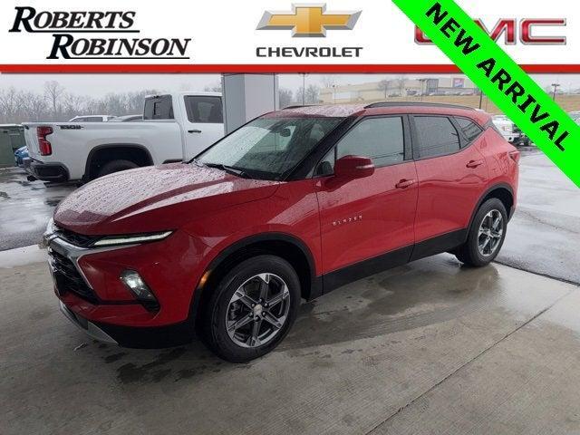 2024 Chevrolet Blazer Vehicle Photo in Excelsior Springs, MO 64024