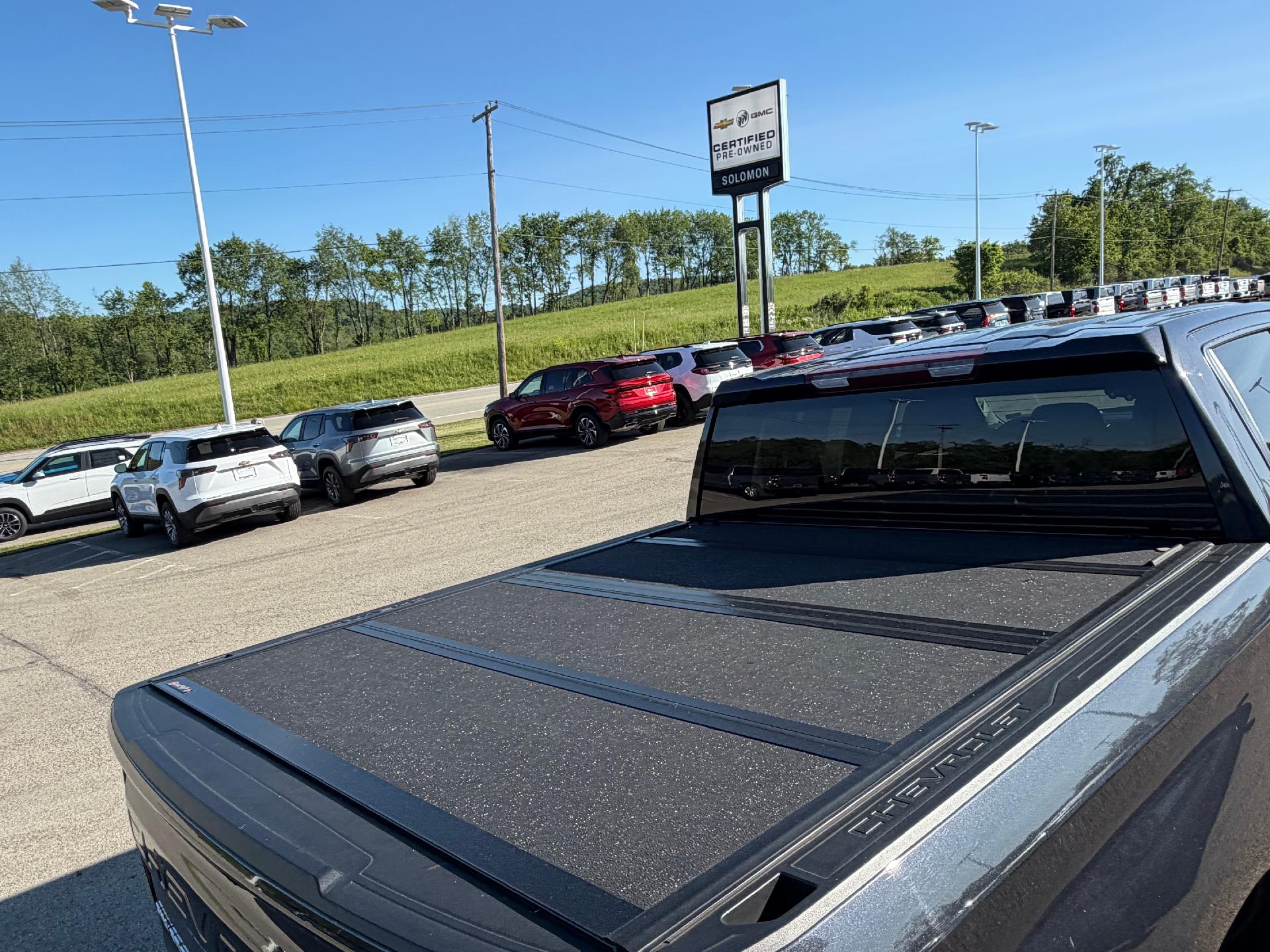 2022 Chevrolet Silverado 1500 photo 12 of 33