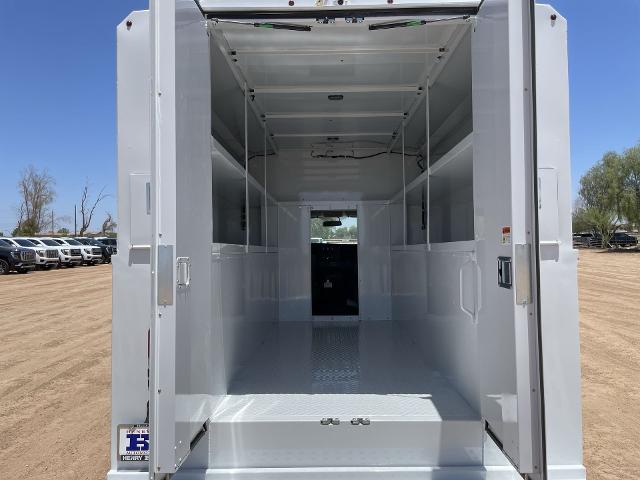 2025 GMC Savana Cutaway 3500 Vehicle Photo in GILBERT, AZ 85297-0402
