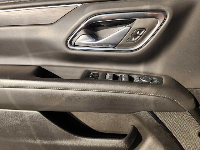 2024 Chevrolet Suburban Vehicle Photo in DENTON, TX 76210-9321