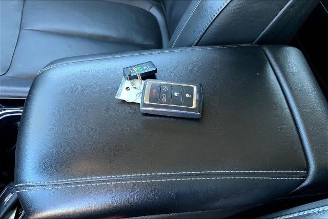 2022 Jeep Grand Cherokee Vehicle Photo in TOPEKA, KS 66609-0000