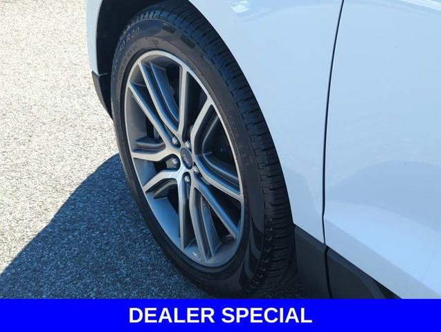 2022 Ford Edge Vehicle Photo in Merrillville, IN 46410