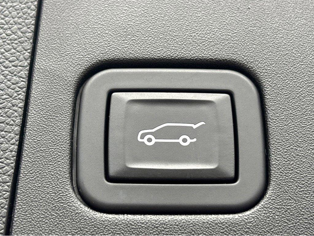 2024 Cadillac XT4 Vehicle Photo in SAVANNAH, GA 31406-4513