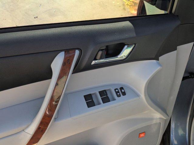 2013 Toyota Highlander Vehicle Photo in SELMA, TX 78154-1460