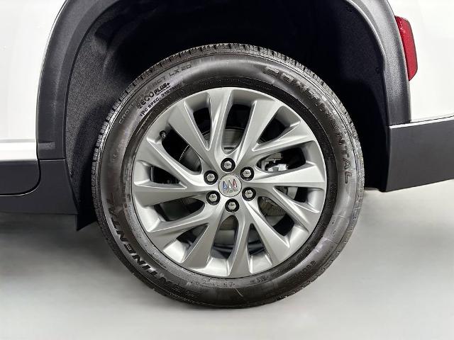 2025 Buick Enclave Vehicle Photo in PUYALLUP, WA 98371-4149