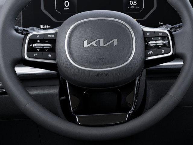 2025 Kia Carnival Vehicle Photo in Westbrook, ME 04092