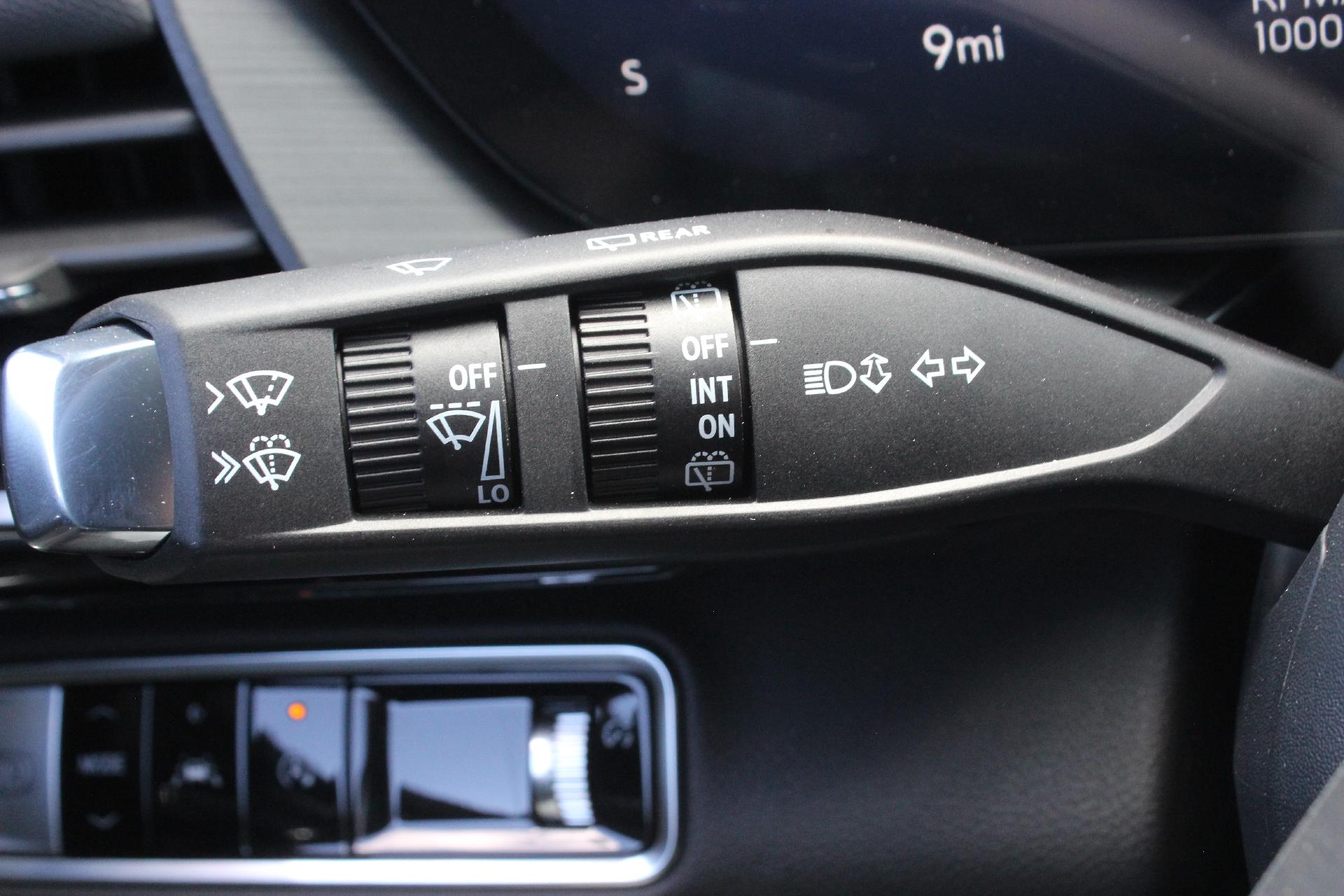 2025 Buick Envision Vehicle Photo in AURORA, CO 80012-4011