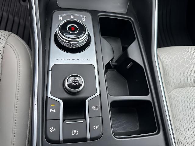 2021 Kia Sorento Hybrid Vehicle Photo in MANITOWOC, WI 54220-5838