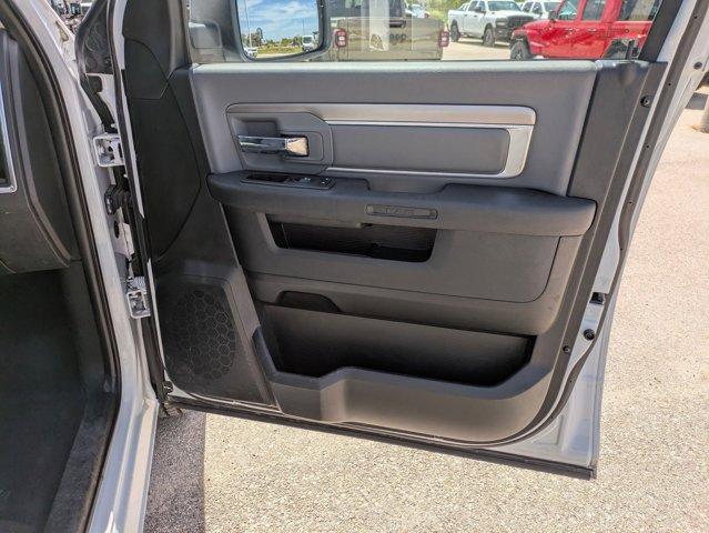 2024 Ram 1500 Classic Vehicle Photo in SELMA, TX 78154-1459