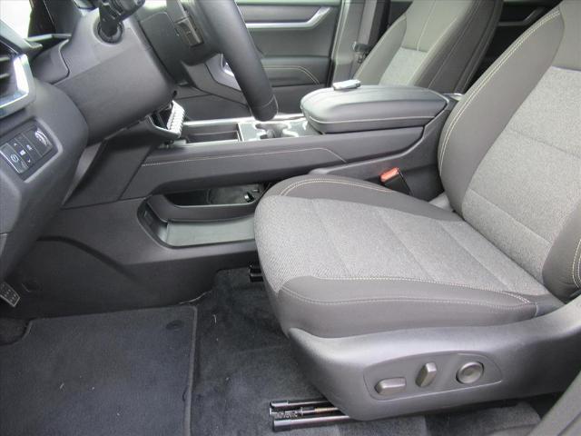 2025 GMC Acadia Vehicle Photo in LEESBURG, FL 34788-4022