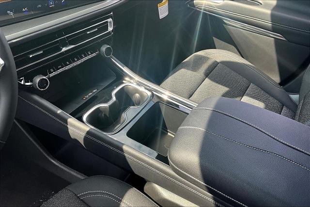 2025 Chevrolet Traverse Vehicle Photo in TOPEKA, KS 66609-0000