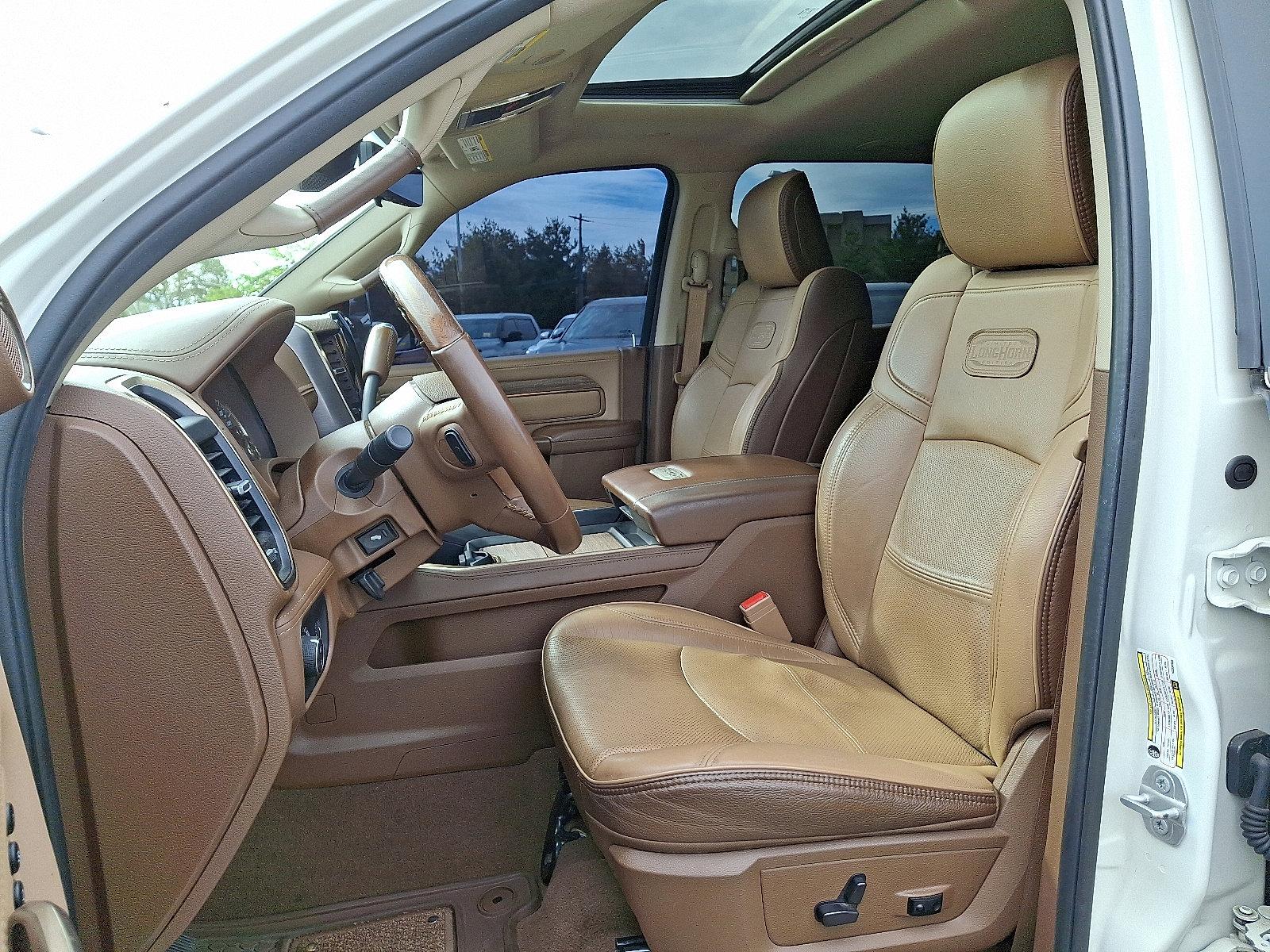 2022 Ram 3500 Vehicle Photo in Trevose, PA 19053