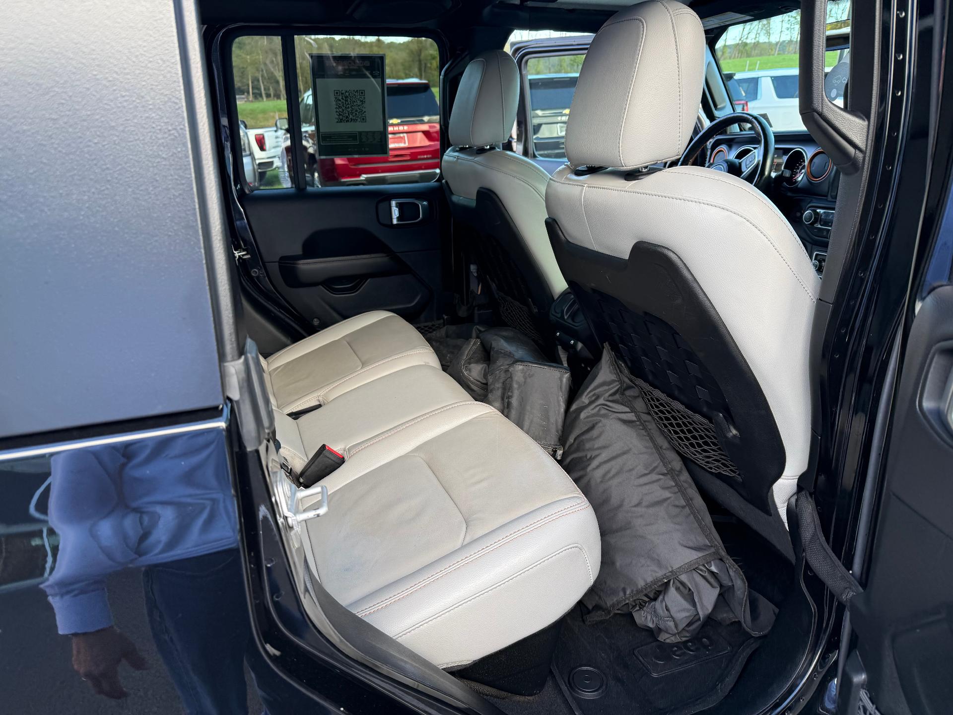 2021 Jeep Gladiator photo 16 of 25