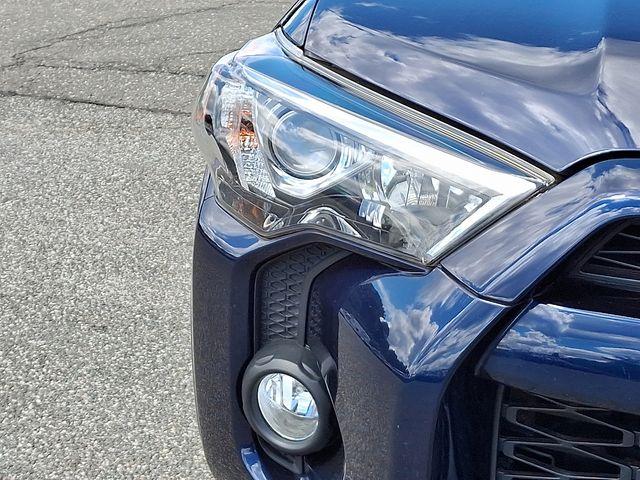 2019 Toyota 4Runner Vehicle Photo in DANBURY, CT 06810-5034