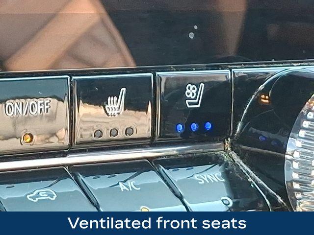 2024 GMC Canyon Vehicle Photo in DANBURY, CT 06810-5034