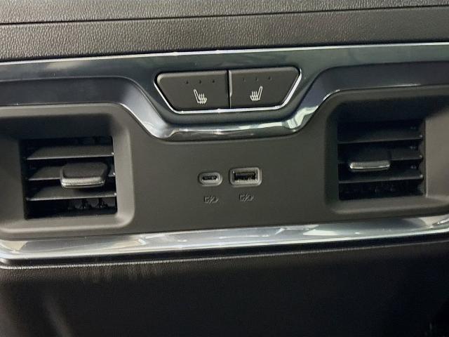 2026 GMC Sierra 1500 Vehicle Photo in PUYALLUP, WA 98371-4149