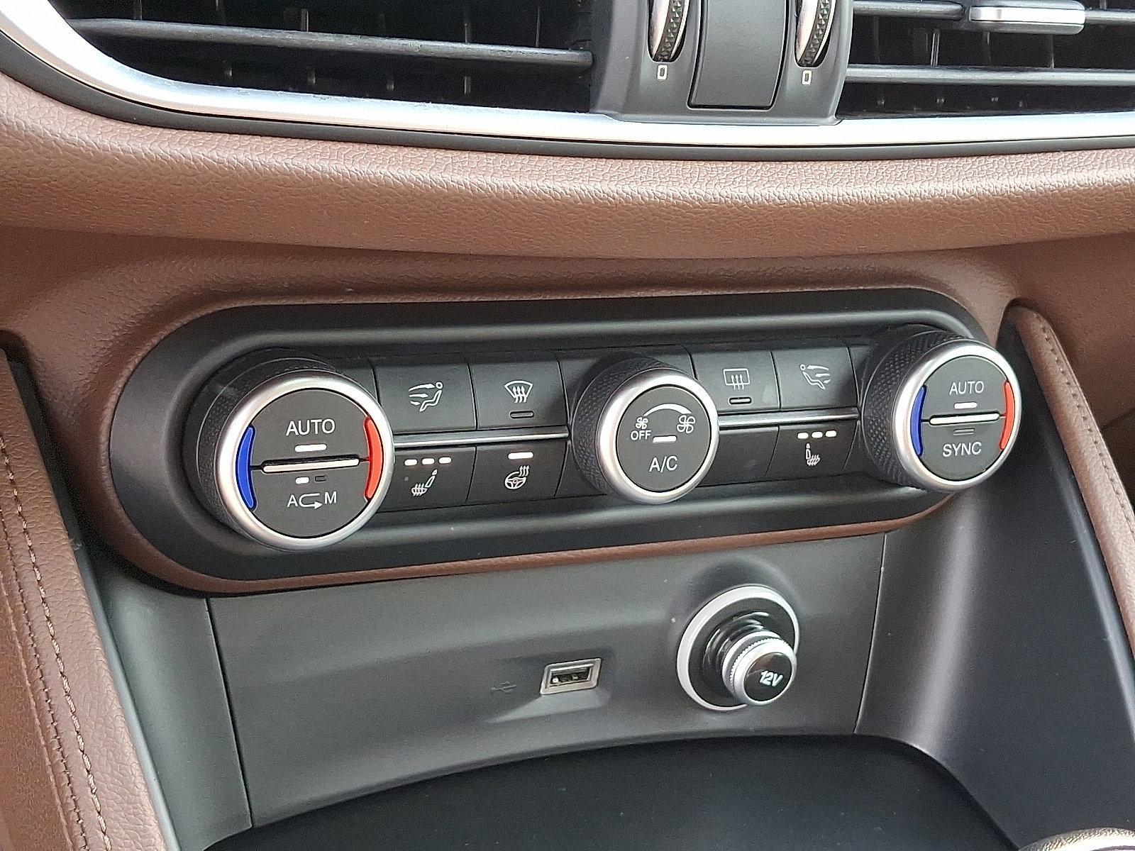 2018 Alfa Romeo Stelvio Vehicle Photo in Willow Grove, PA 19090