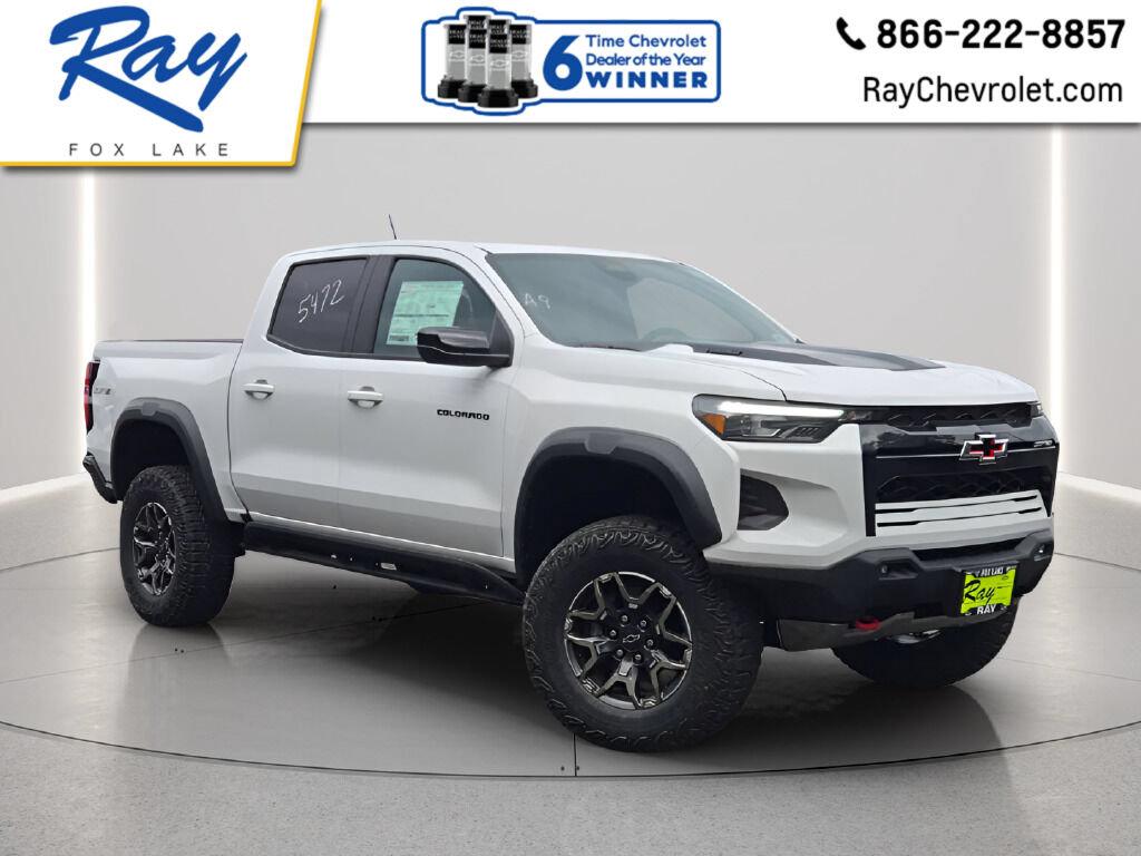 Summit White 2026 Chevrolet Colorado Pickup Truck Four-Wheel Drive Automatic