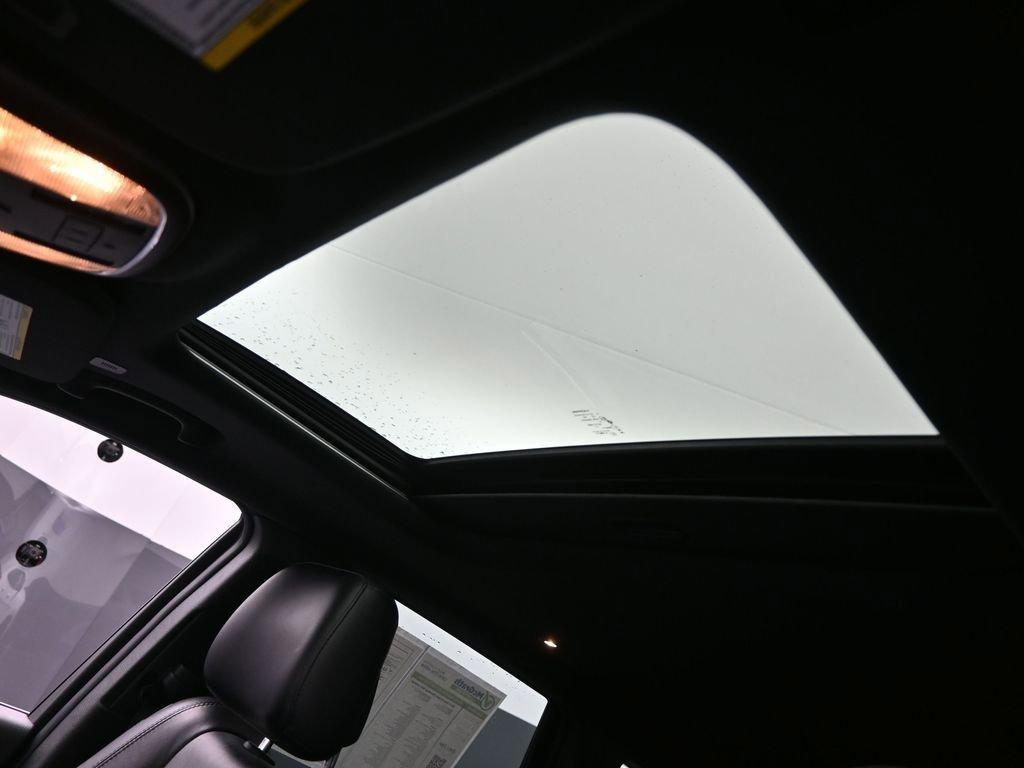 2022 Jeep Grand Cherokee WK Vehicle Photo in Cedar Rapids, IA 52402