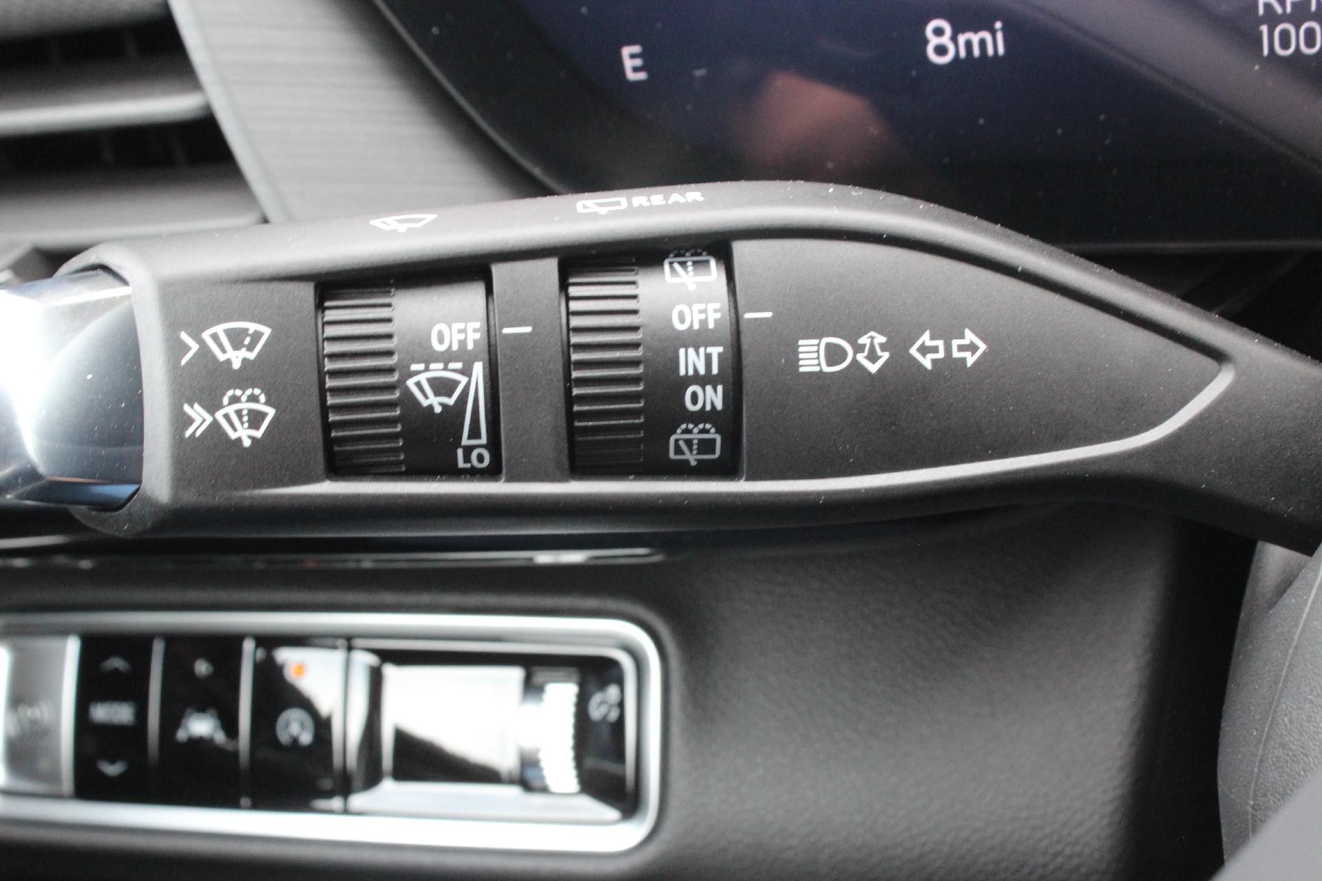 2025 Buick Envision Vehicle Photo in AURORA, CO 80012-4011