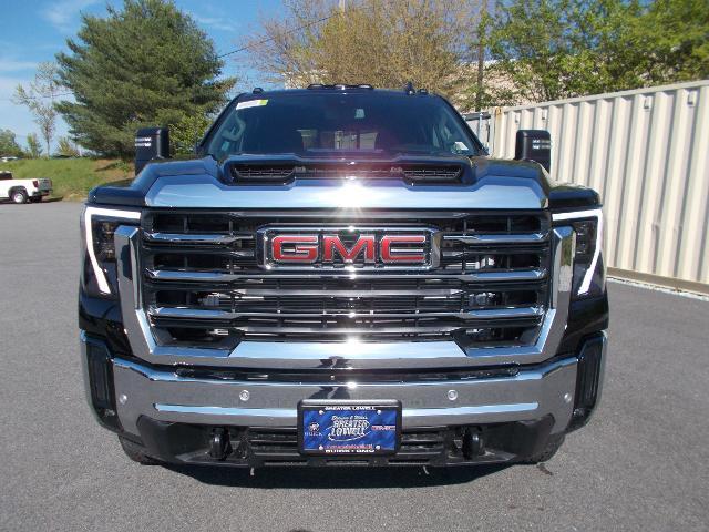 2025 GMC Sierra 2500 HD Vehicle Photo in LOWELL, MA 01852-4336