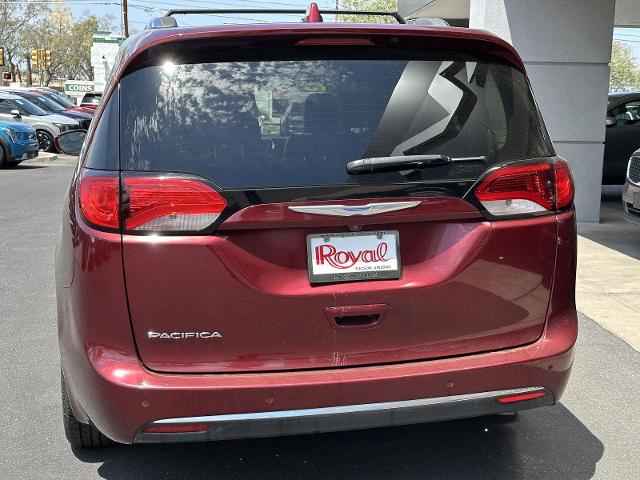 2019 Chrysler Pacifica Vehicle Photo in Tucson, AZ 85712