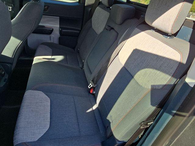 2022 Ford Maverick Vehicle Photo in Pleasant Hills, PA 15236