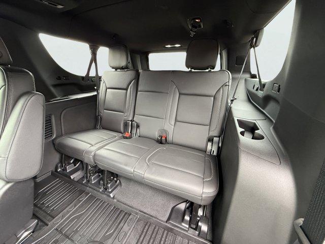 2024 GMC Yukon XL Vehicle Photo in LEOMINSTER, MA 01453-2952