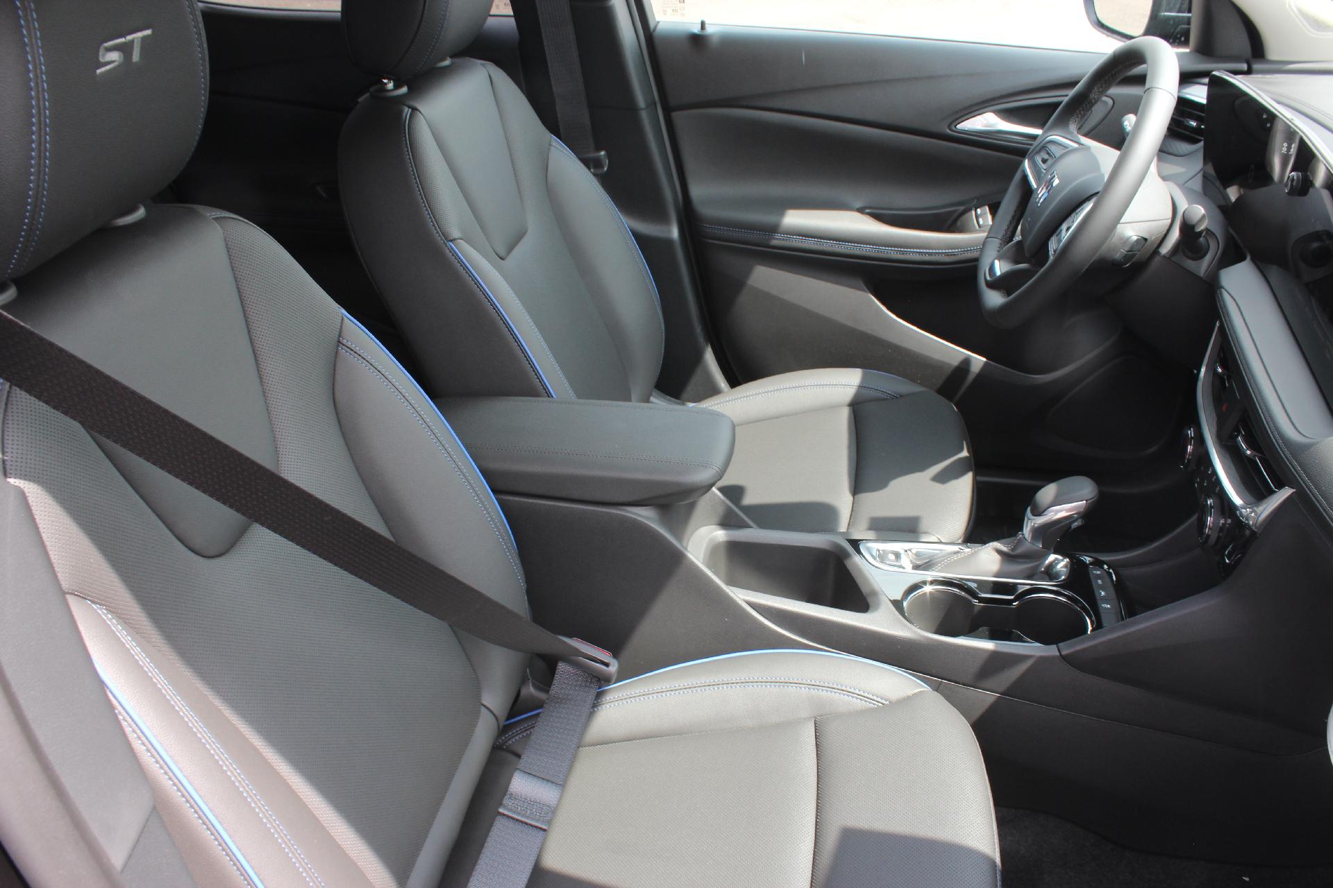 2026 Buick Encore GX Vehicle Photo in AURORA, CO 80012-4011