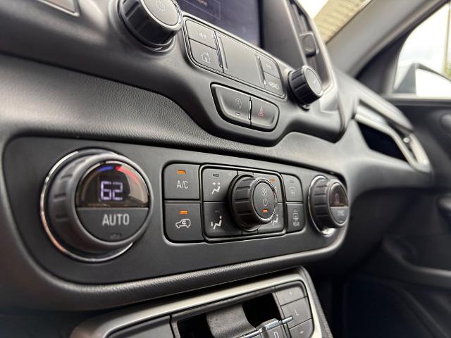 2023 GMC Terrain Vehicle Photo in Savannah, GA 31419