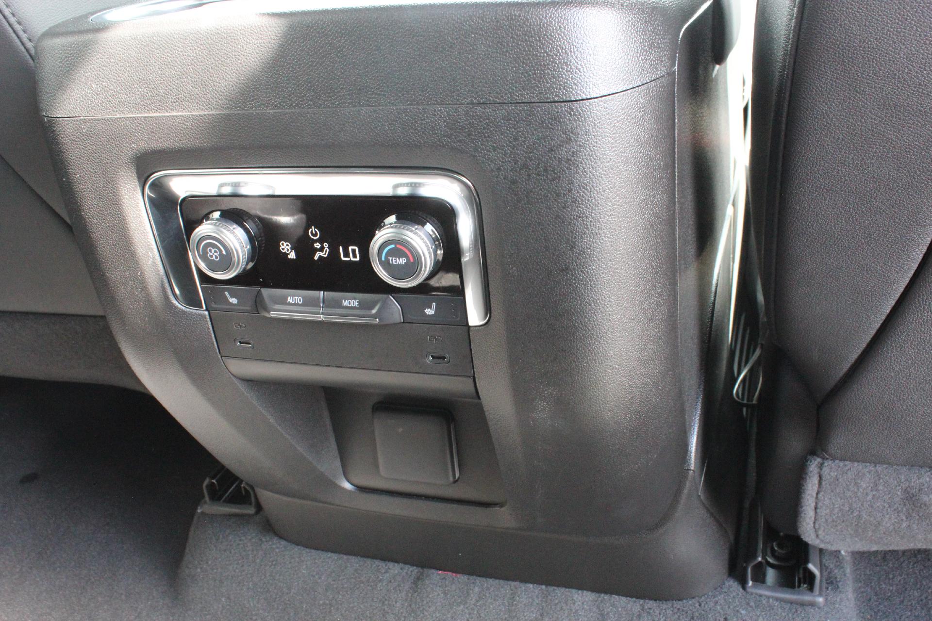2025 GMC Yukon Vehicle Photo in AURORA, CO 80012-4011