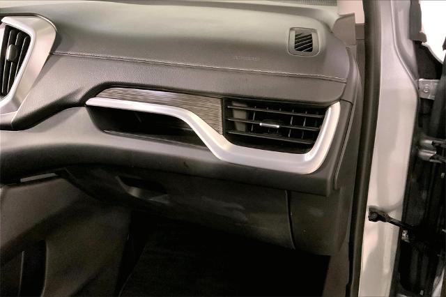 2024 GMC Terrain Vehicle Photo in Lees Summit, MO 64086