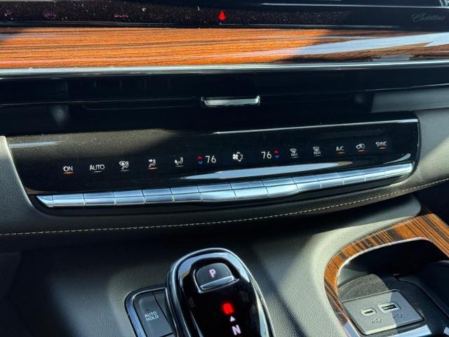 2023 Cadillac Escalade Vehicle Photo in COLUMBIA, MO 65203-3903