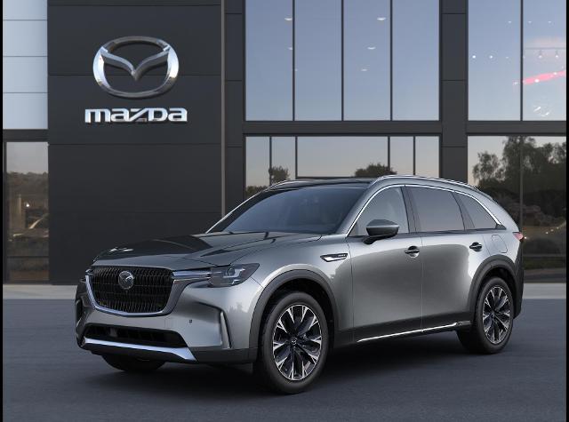 2025 Mazda CX-90 PHEV Vehicle Photo in Neenah, WI 54956
