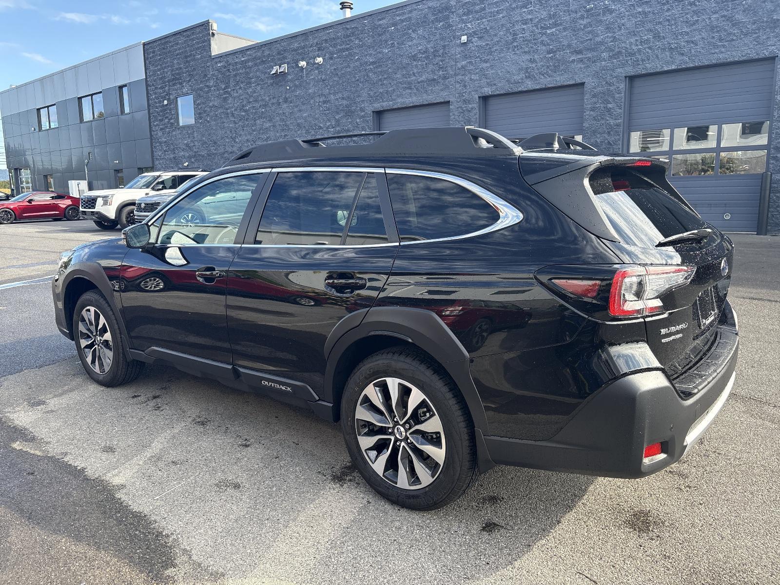 2025 Subaru Outback Vehicle Photo in Mechanicsburg, PA 17050