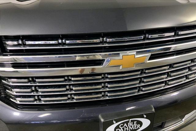 2023 Chevrolet Suburban Vehicle Photo in INDEPENDENCE, MO 64055-1314