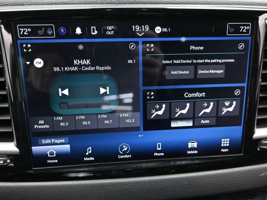 2022 Chrysler Pacifica Vehicle Photo in Cedar Rapids, IA 52402