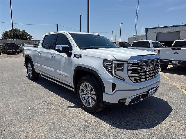 2024 GMC Sierra 1500 Vehicle Photo in EASTLAND, TX 76448-3020
