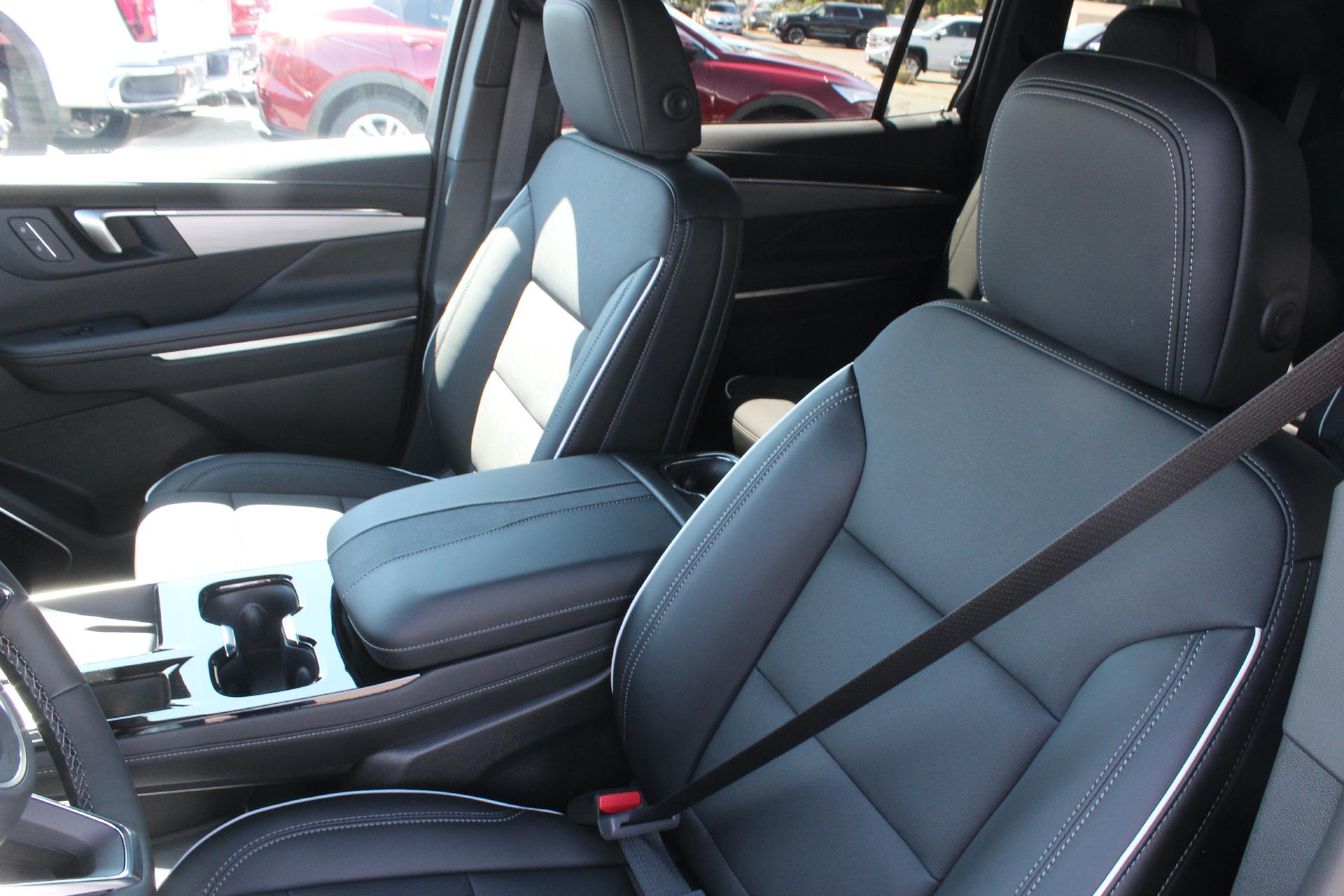 2026 Buick Enclave Vehicle Photo in AURORA, CO 80012-4011