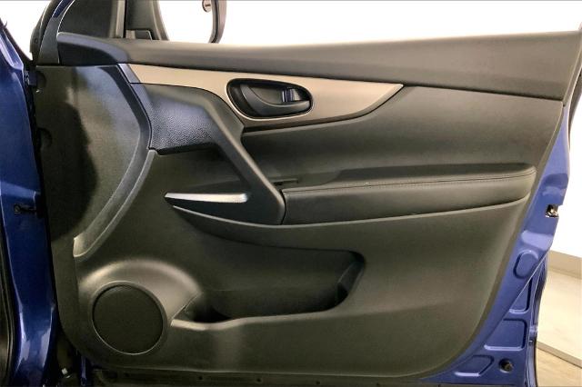 2020 Nissan Rogue Sport Vehicle Photo in Lees Summit, MO 64086