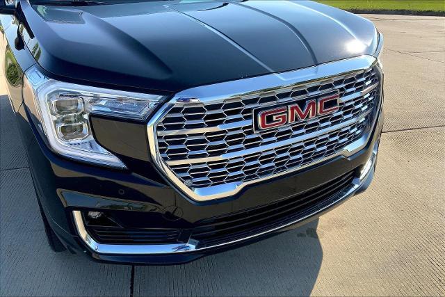 2022 GMC Terrain Vehicle Photo in TOPEKA, KS 66609-0000