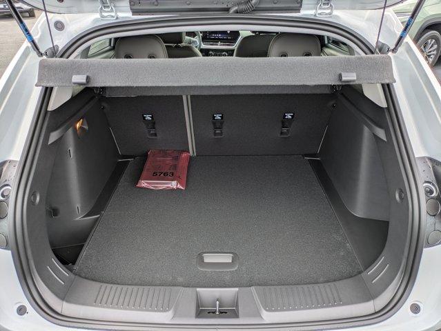 2025 Chevrolet Trax Vehicle Photo in BRUNSWICK, GA 31525-1881