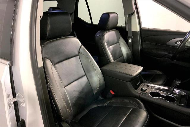 2020 Chevrolet Traverse Vehicle Photo in Kansas City, MO 64114