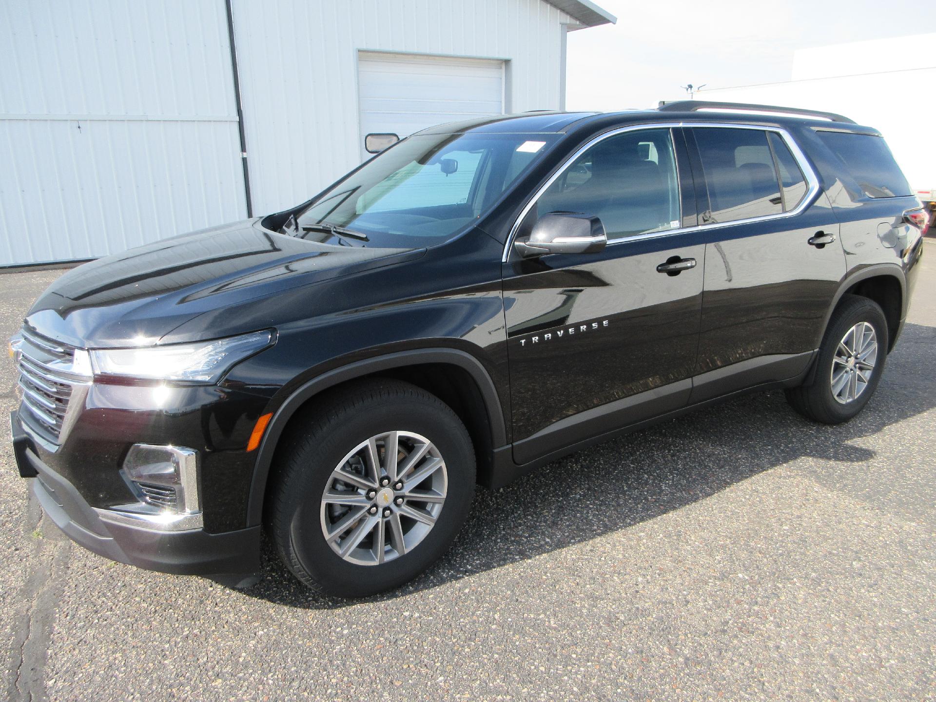 Mosaic Black Metallic 2024 Chevrolet Traverse SUV / Crossover Four-Wheel Drive 9-Speed Automatic